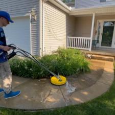 Revitalizing-Homes-with-Blue-View-Power-Washing-Professional-Power-Washing-and-Pressure-Washing-in-Dunlap-Illinois 4